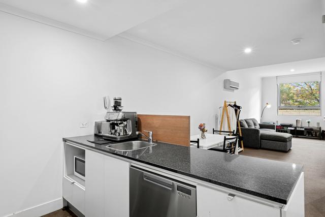 1/18 Moore Street, ACT 2612
