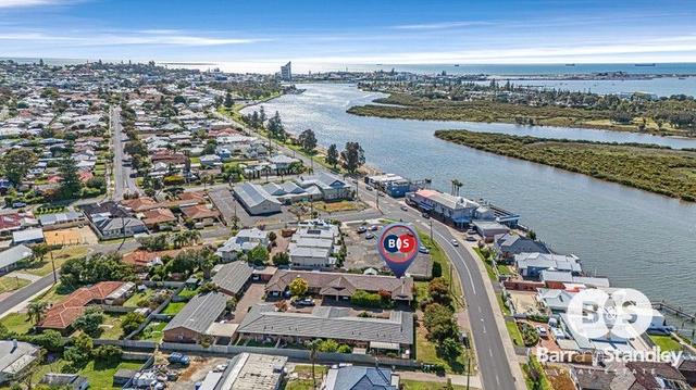 12/12 Austral Parade, WA 6230