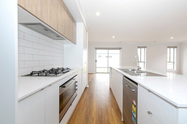 3 Linum Road, VIC 3753