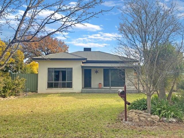 44 Bringagee Street, NSW 2680