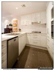 Kitchen (2010-08-18)