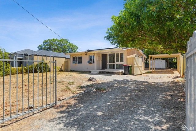 12 Drayton Court, WA 6111