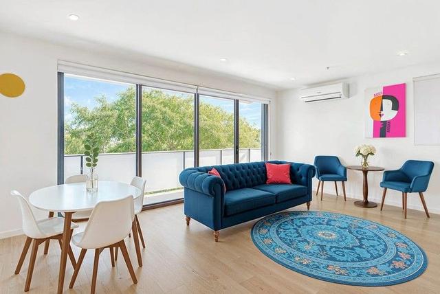 102/84 La Scala Avenue, VIC 3032