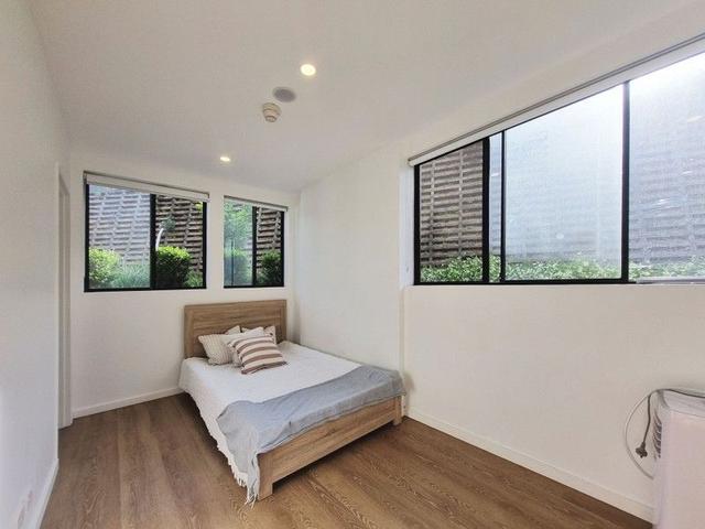 8 Forsyth Pl, NSW 2117