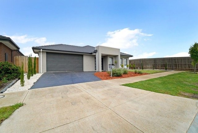 25 Riverton Blvd, VIC 3337