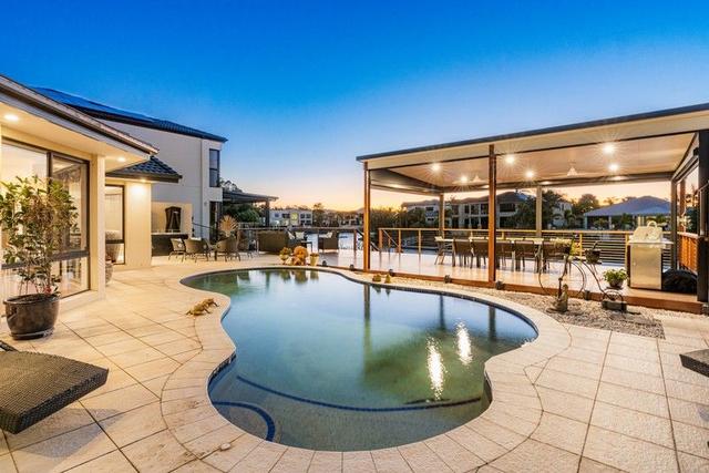 2105 Carlton Close, QLD 4212