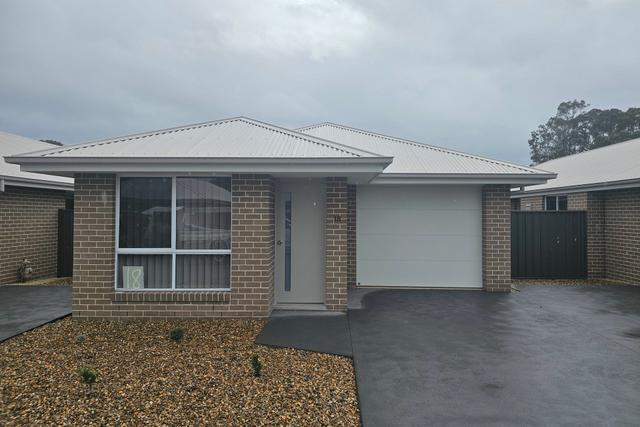 18/95 Albatross Road, NSW 2541