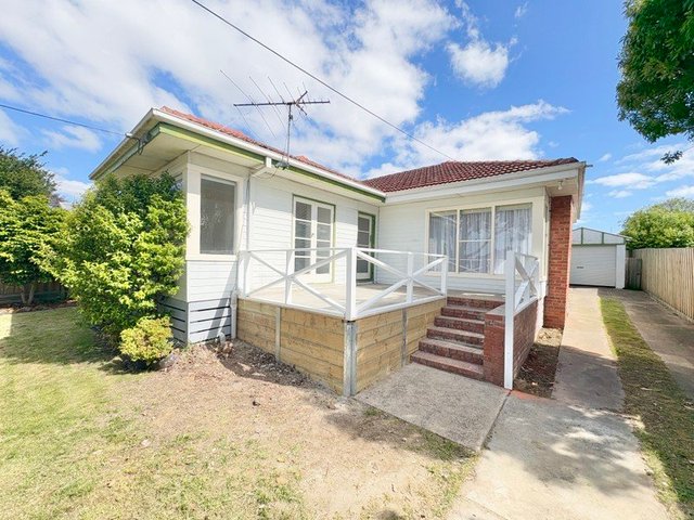 10 Cambra Road, VIC 3216