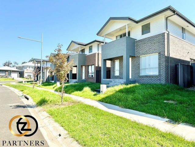 7/null Quince Way, NSW 2570