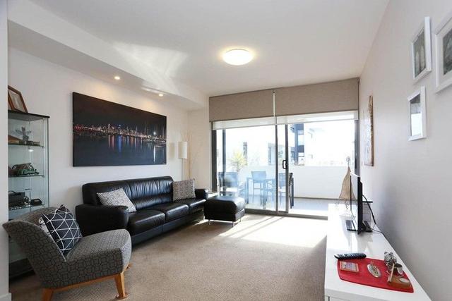 D212/460 Victoria Street, VIC 3056