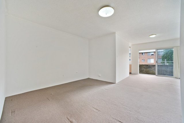 8/11 Grace Campbell Crescent, NSW 2036