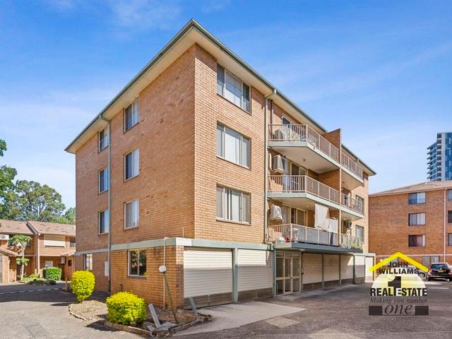 123/1 Riverpark Drive, NSW 2170