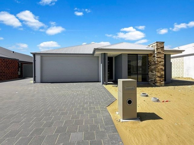 54B Toovey Rd, WA 6208