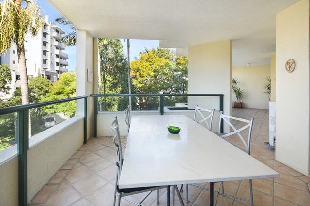 12/16 Patrick Lane, QLD 4066