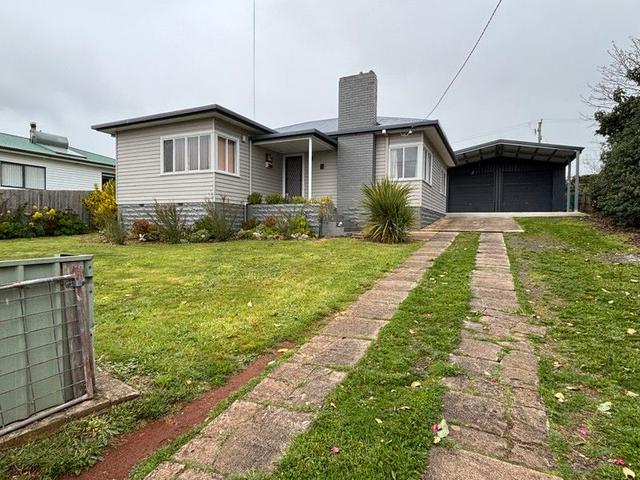 5 Philip St, TAS 7260
