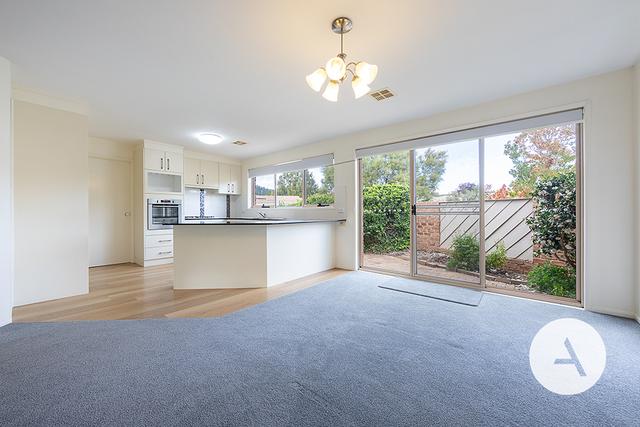5/102 Julia Flynn Ave, ACT 2607