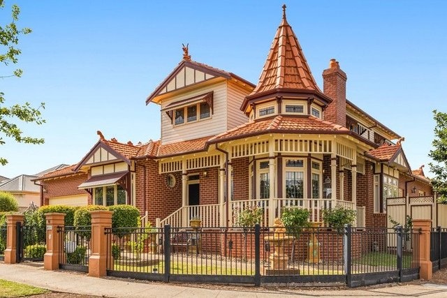 10 Woodbury Avenue, VIC 3023