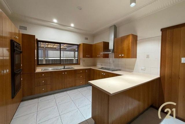 15 Victory Street, NSW 2165