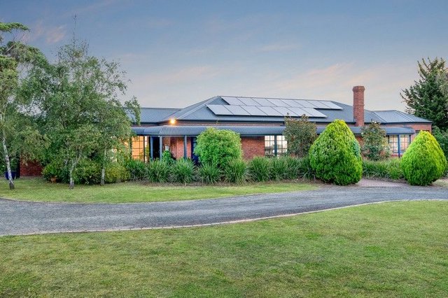 32-34 Whitcombes Road, VIC 3222