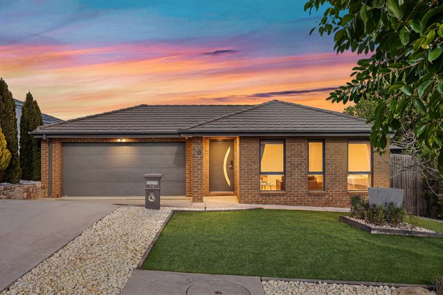 18 Bindugan Crescent, ACT 2913