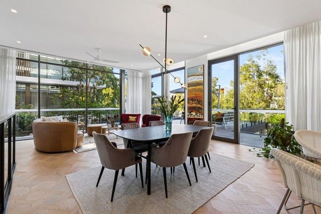 G04/16 Tomlinson Boulevard, WA 6014