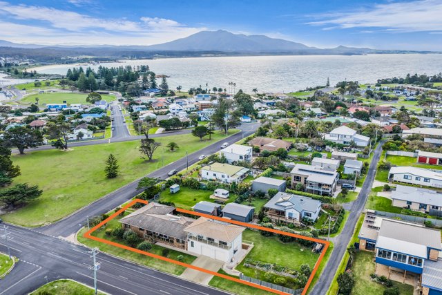 13 Moorhead Street, NSW 2546