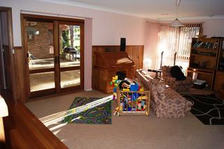 Lounge Room (2011-05-14)