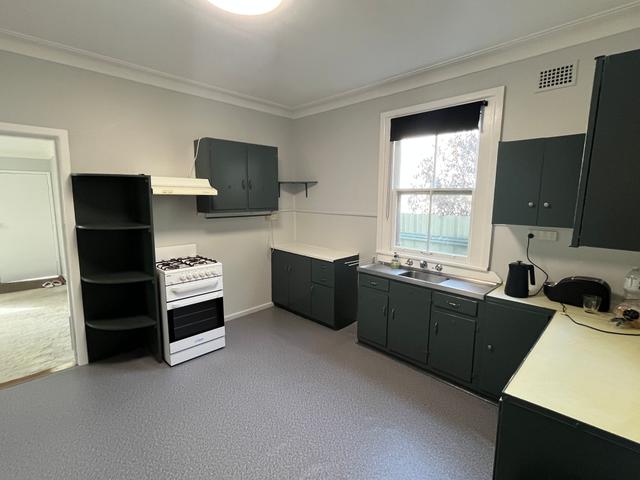 22 Lenord Street, NSW 2341