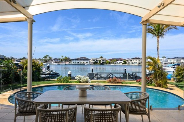 16 James Cook Island, NSW 2224