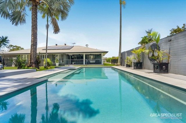 52 Pelican Parade, QLD 4208