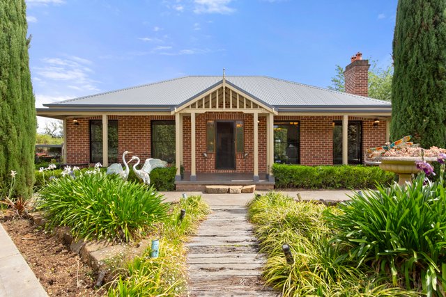 10 Stubbs Place, NSW 2582