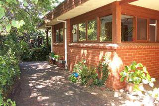 Back of House (2001-11-22)