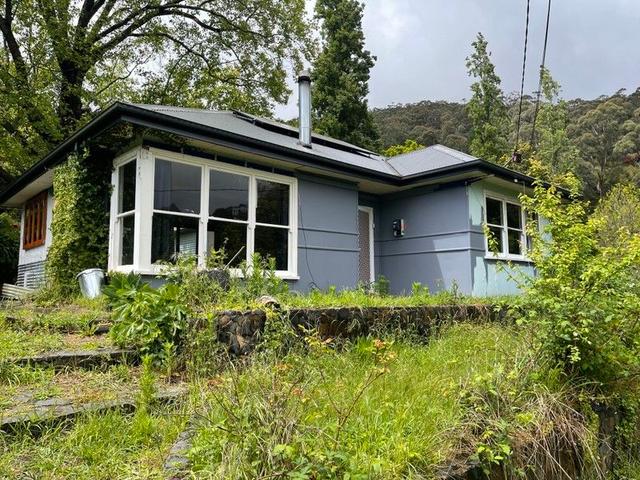 18 Pheasant Parade, VIC 3799