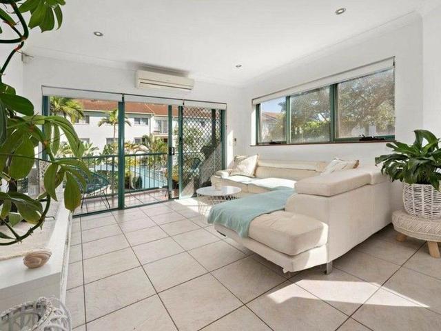 7/28 Marine Parade, QLD 4220