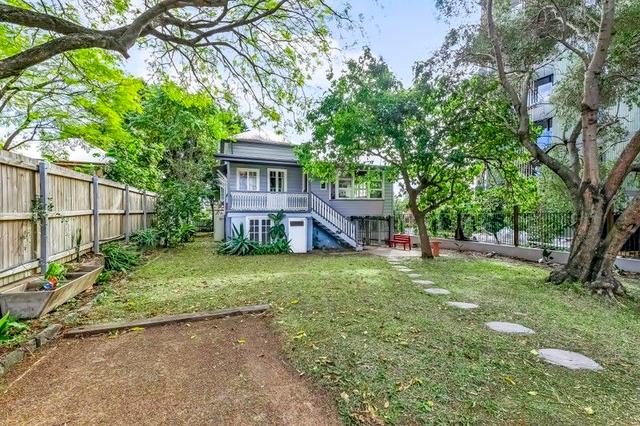 7 Little Jane St, QLD 4101