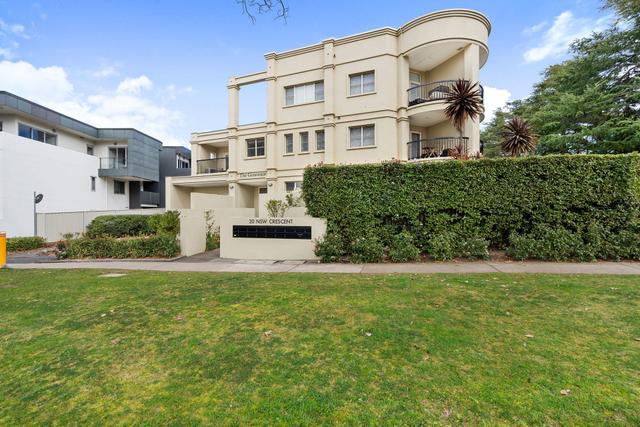 10/20 New South Wales Crescent, ACT 2603