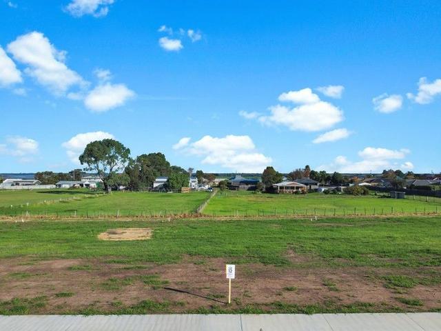 12/27 Clothier Crescent, VIC 3875