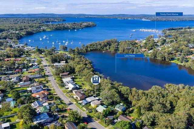 26 Rhodes Parade, NSW 2264