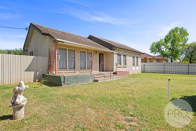 316 Lake Albert Road, NSW 2650