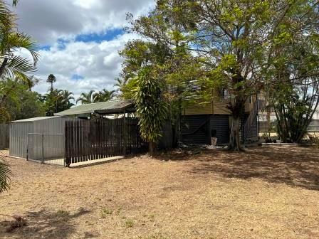 20 Yeates  Crescent, QLD 4745