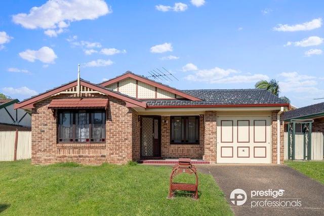 6 Booree Court, NSW 2173