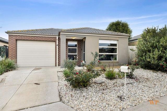 11 Gina Court, VIC 3764