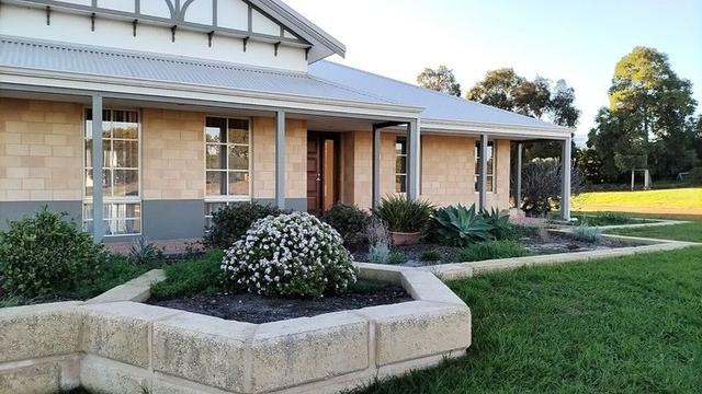 68 Beaufortia Gardens, WA 6333