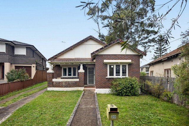 30 Linden Avenue, NSW 2196