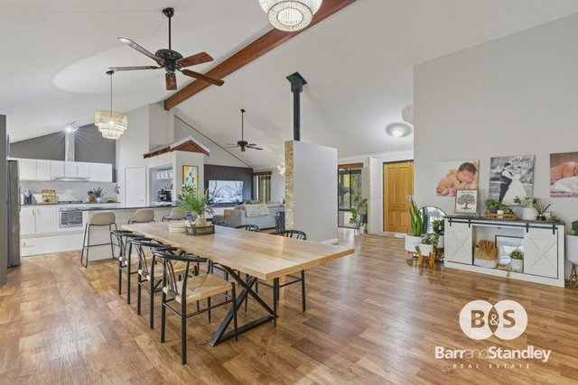 5 Kookaburra Close, WA 6220