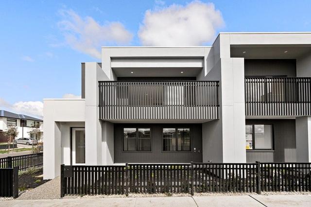 1 Pitton  Walk, VIC 3064