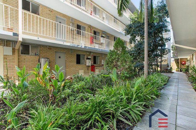 16/76 East Street, WA 6051