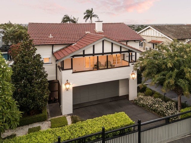 22 Sefton Avenue, QLD 4011