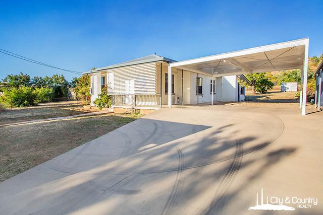 82 Simpson Street, QLD 4825
