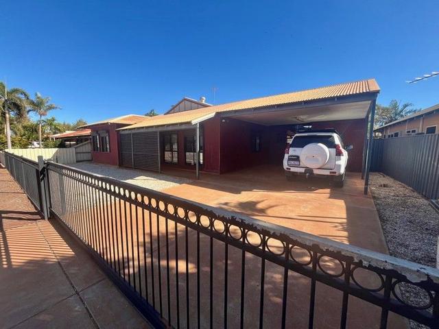 8 Cottier Drive, WA 6722